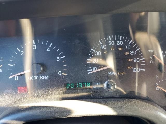 2000 Jeep Cherokee Classic