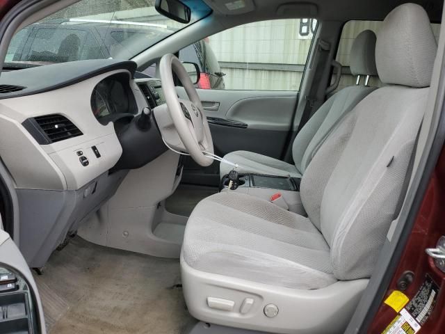 2012 Toyota Sienna LE