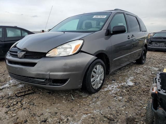 2004 Toyota Sienna CE