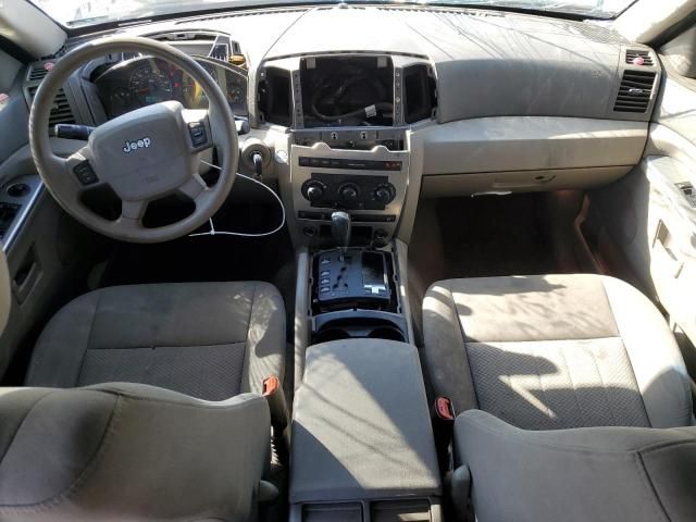 2005 Jeep Grand Cherokee Laredo