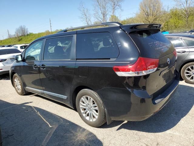 2014 Toyota Sienna XLE