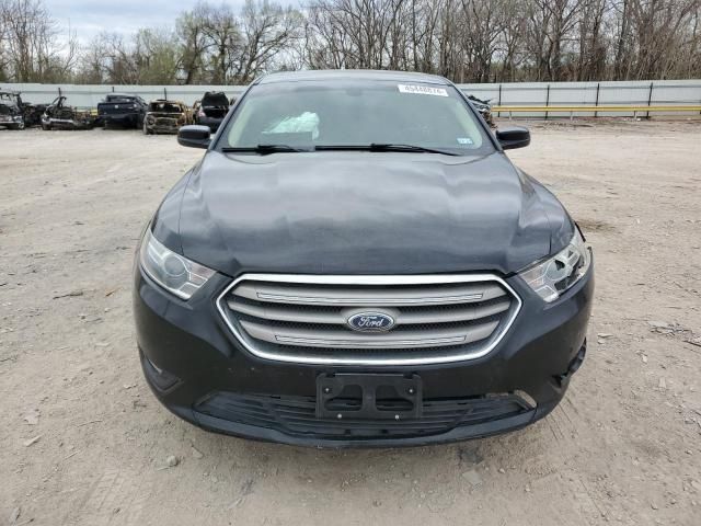 2017 Ford Taurus SEL