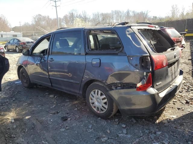 2009 Toyota Sienna CE