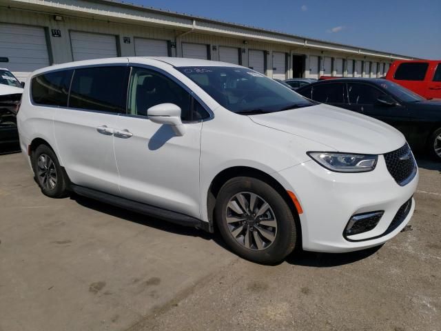 2022 Chrysler Pacifica Hybrid Touring L