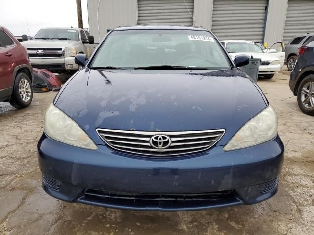 2005 Toyota Camry LE