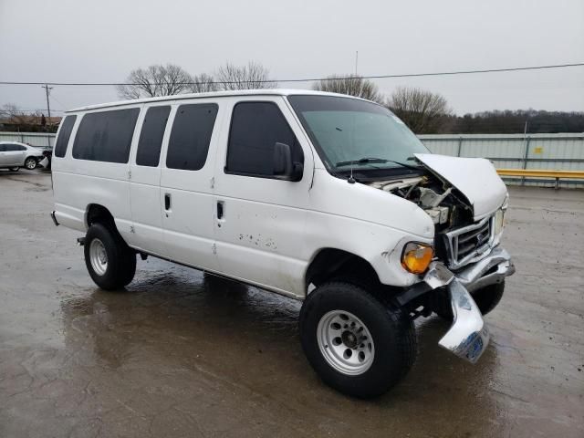 2005 Ford Econoline E350 Super Duty Wagon