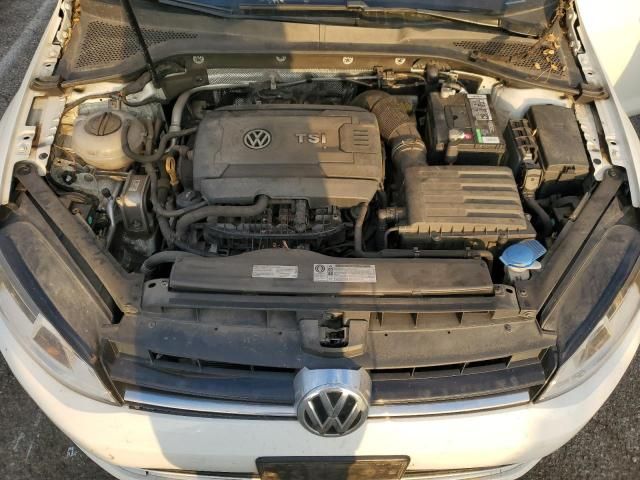 2016 Volkswagen Golf Sportwagen S