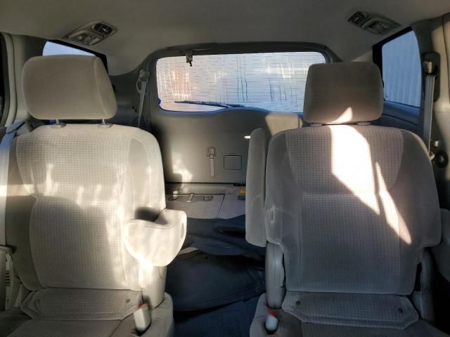 2008 Toyota Sienna CE