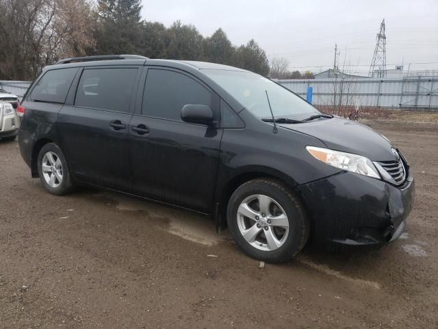 2014 Toyota Sienna LE