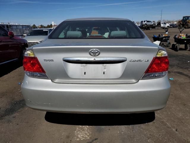 2005 Toyota Camry LE