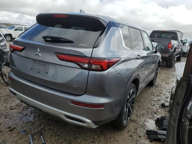 2022 Mitsubishi Outlander SE