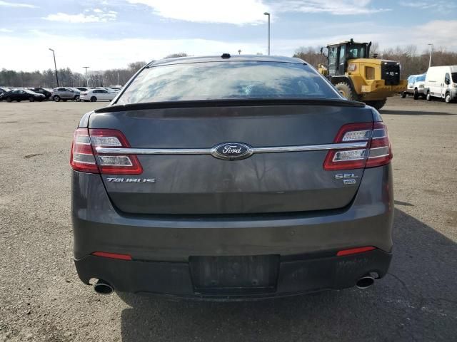 2018 Ford Taurus SEL