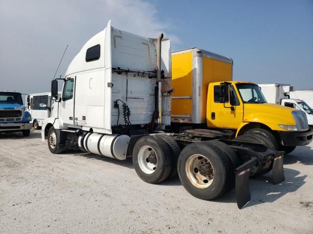 2012 Volvo VN VNL