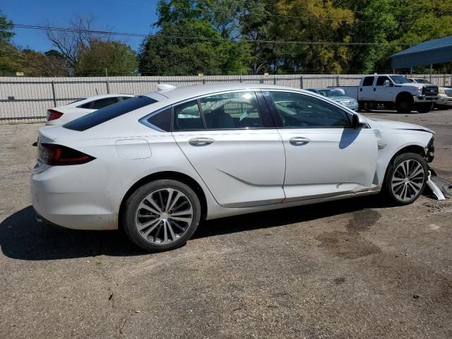 2018 Buick Regal Essence