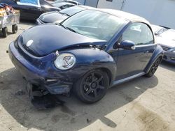 Volkswagen salvage cars for sale: 2004 Volkswagen New Beetle GL