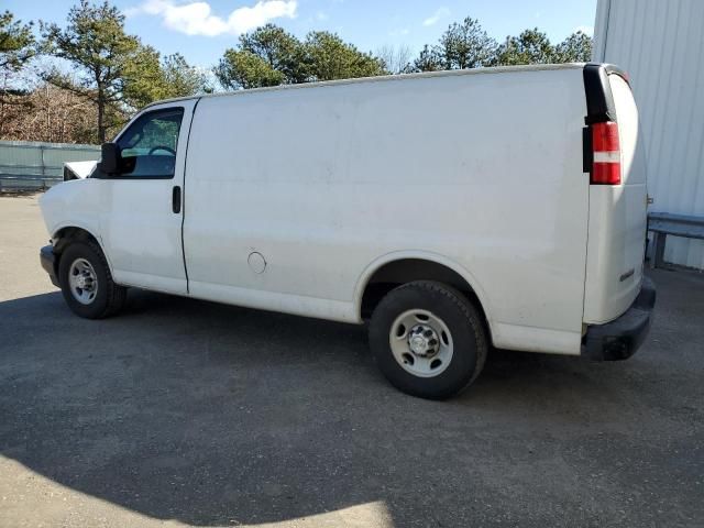 2017 Chevrolet Express G2500