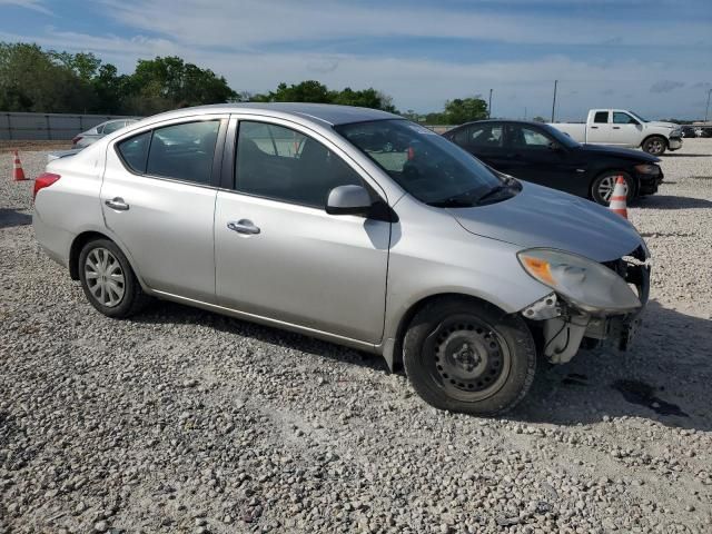 2013 Nissan Versa S