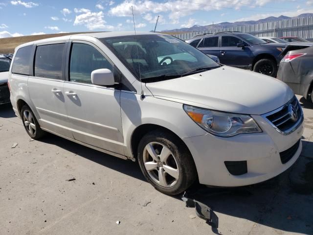 2009 Volkswagen Routan SE