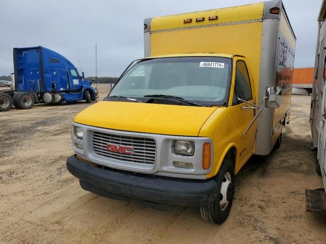 2001 GMC Savana Cutaway G3500