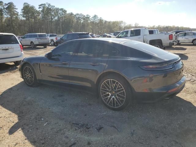 2023 Porsche Panamera Base