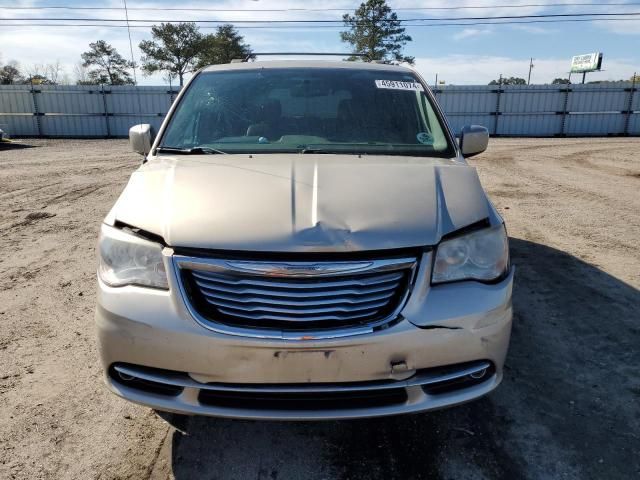 2012 Chrysler Town & Country Touring