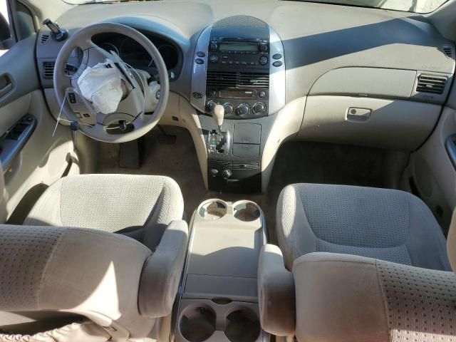 2006 Toyota Sienna CE