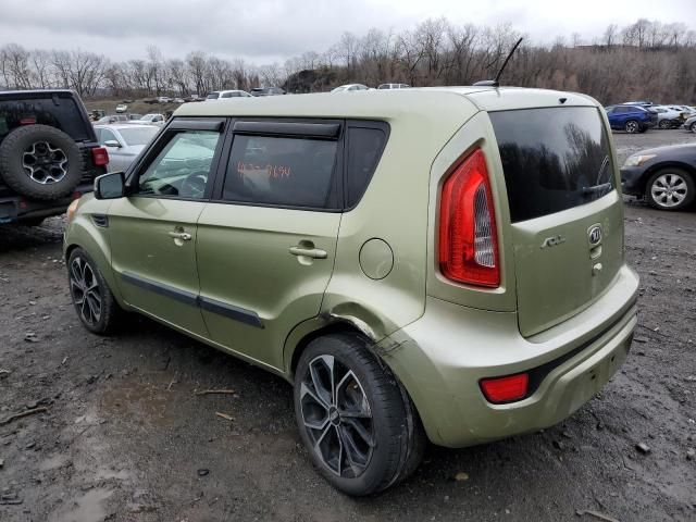 2013 KIA Soul +