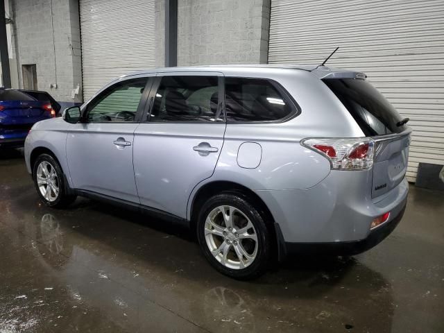 2014 Mitsubishi Outlander SE