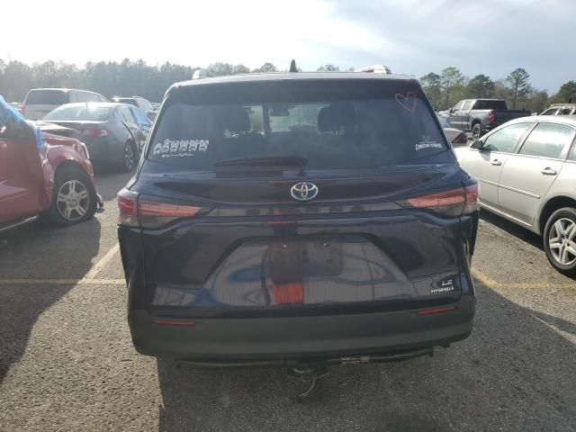 2021 Toyota Sienna LE