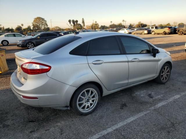 2014 Ford Fiesta SE