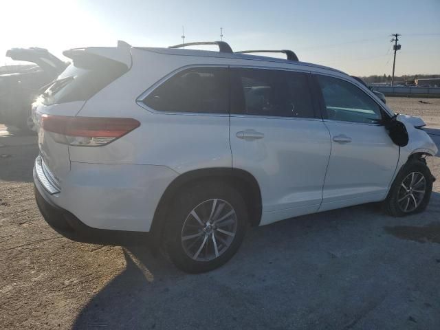 2018 Toyota Highlander SE