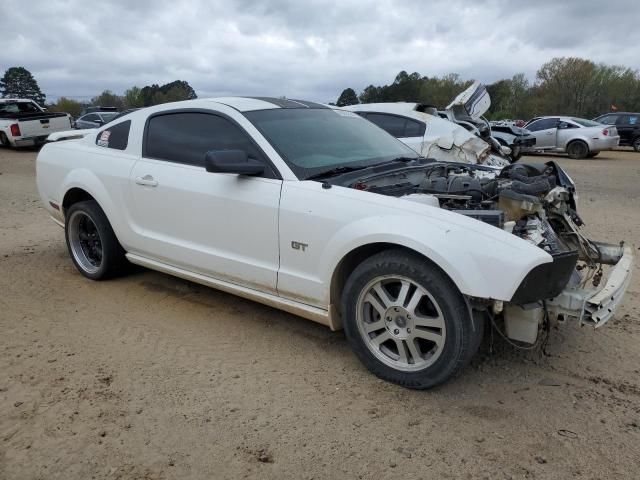 2005 Ford Mustang GT