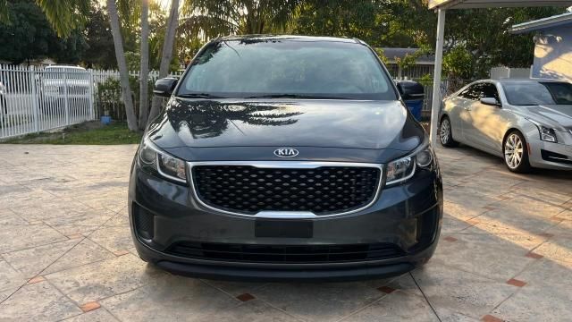 2016 KIA Sedona LX