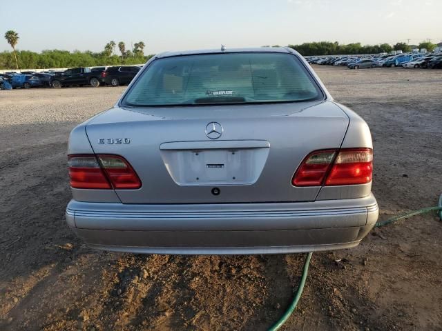 2002 Mercedes-Benz E 320