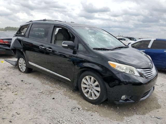 2013 Toyota Sienna XLE