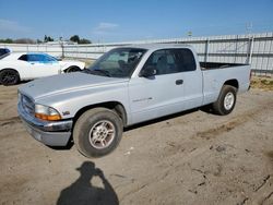 Salvage trucks for sale at Bakersfield, CA auction: 2000 Dodge Dakota