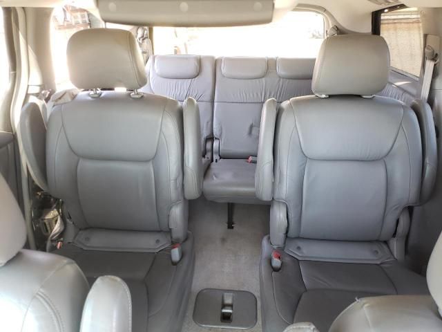 2005 Toyota Sienna XLE