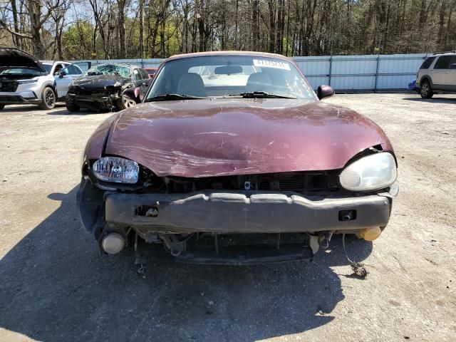 2000 Mazda MX-5 Miata Base