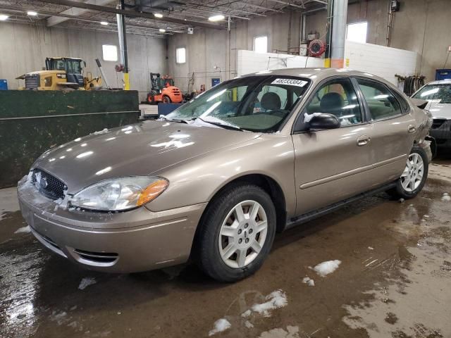 2005 Ford Taurus SE