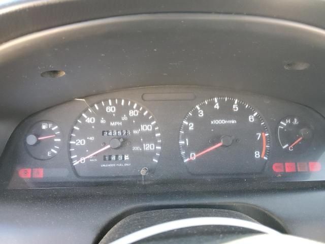 1999 Nissan Sentra Base