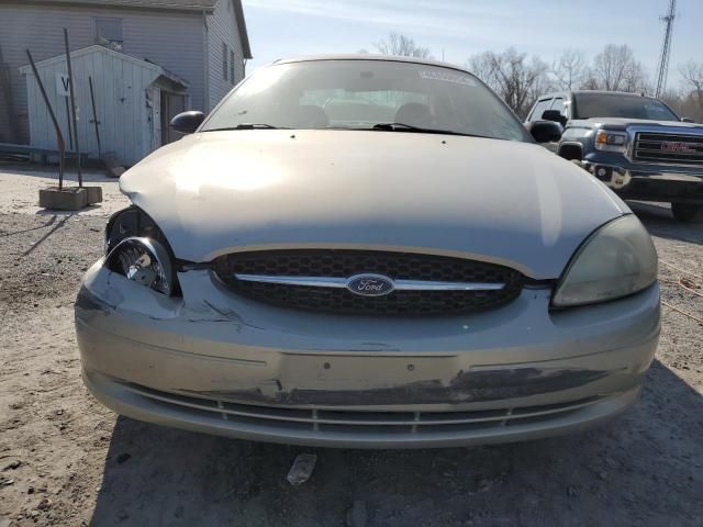 2003 Ford Taurus SE