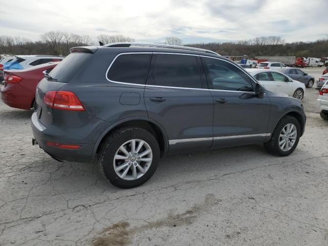 2014 Volkswagen Touareg V6