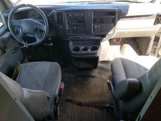 2005 Chevrolet Express G2500