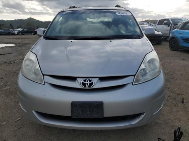 2006 Toyota Sienna XLE