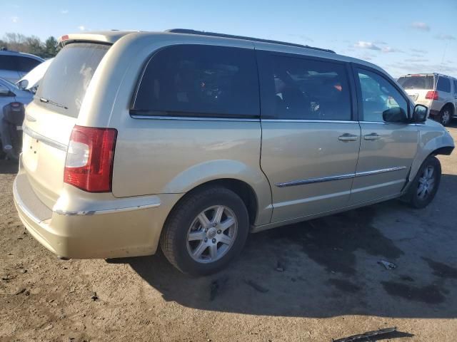 2011 Chrysler Town & Country Touring