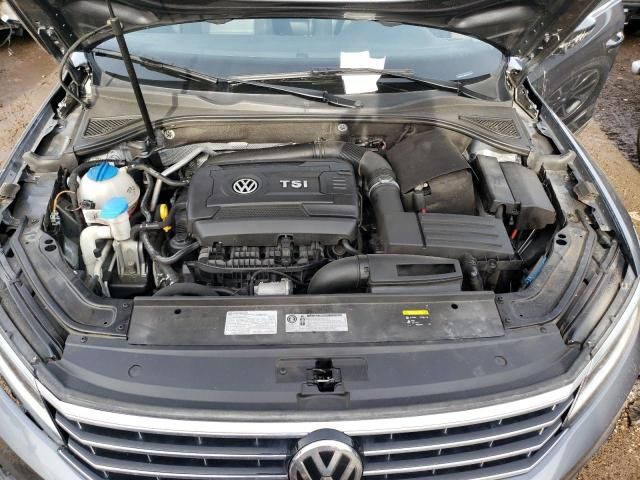 2017 Volkswagen Passat SE