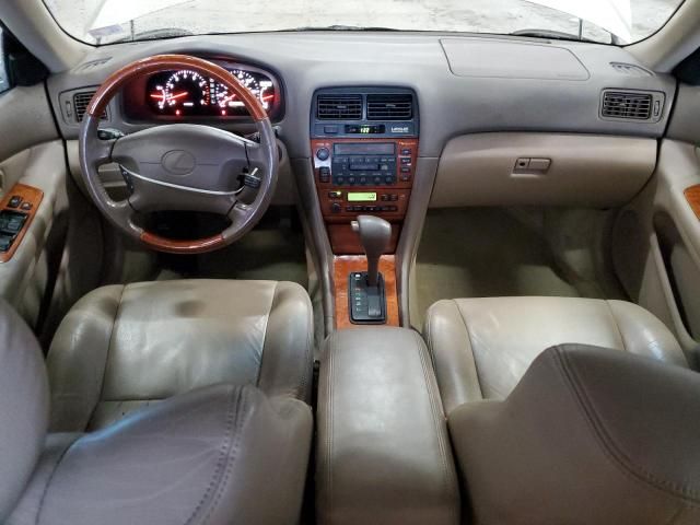 2000 Lexus ES 300