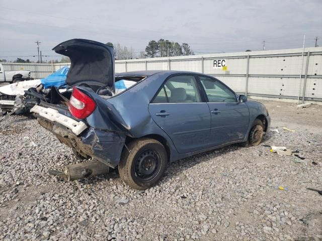 2004 Toyota Camry LE