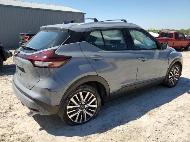 2022 Nissan Kicks SV