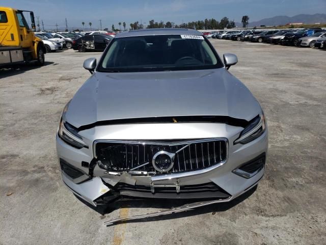 2022 Volvo S60 B5 Inscription